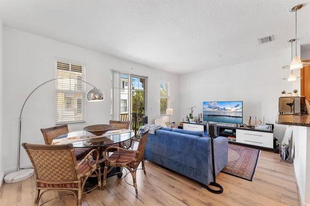 638 NW 38th Circle, Boca Raton, FL 33431