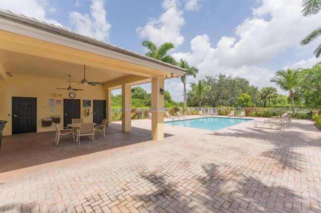 638 NW 38th Circle, Boca Raton, FL 33431