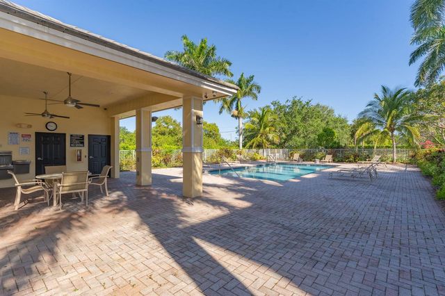 638 NW 38th Circle, Boca Raton, FL 33431