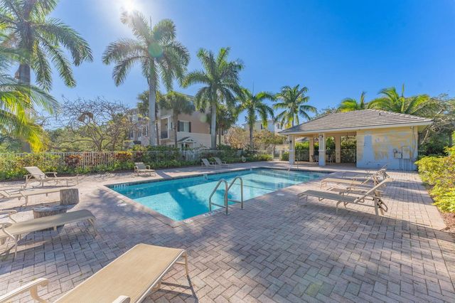 638 NW 38th Circle, Boca Raton, FL 33431