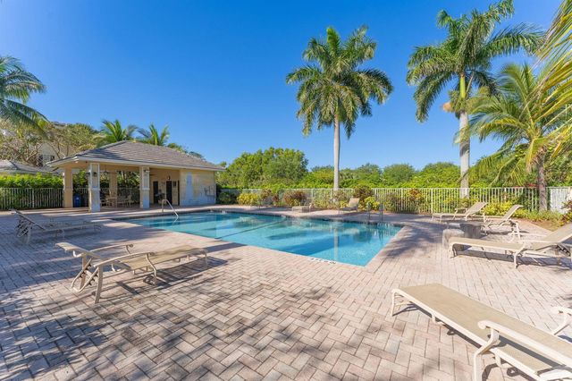 638 NW 38th Circle, Boca Raton, FL 33431