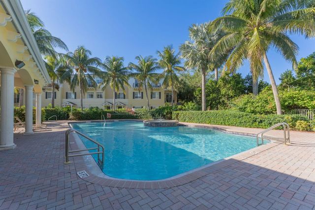 638 NW 38th Circle, Boca Raton, FL 33431