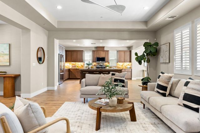 5121 Ridgevine Way, Fair Oaks, CA 95628