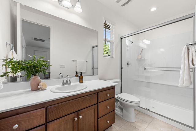 5121 Ridgevine Way, Fair Oaks, CA 95628
