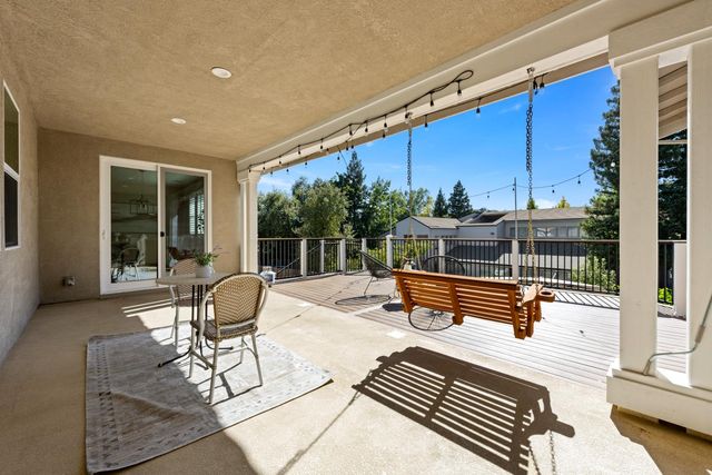5121 Ridgevine Way, Fair Oaks, CA 95628