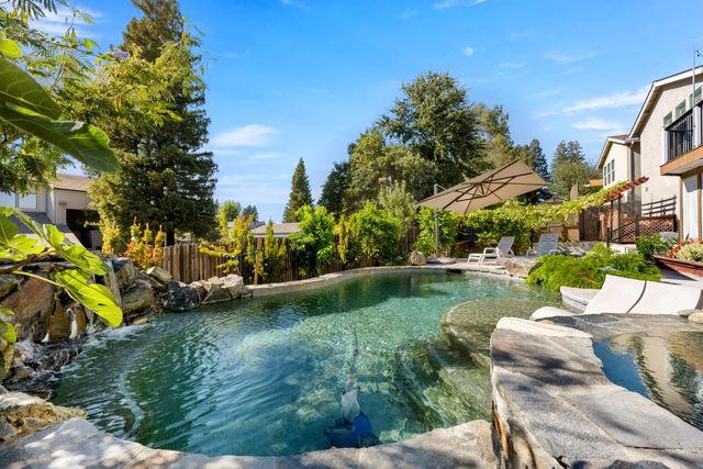 5121 Ridgevine Way, Fair Oaks, CA 95628