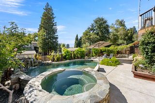 5121 Ridgevine Way, Fair Oaks, CA 95628