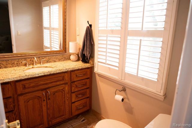 14922 Robinwood Drive, Plymouth, MI 48170
