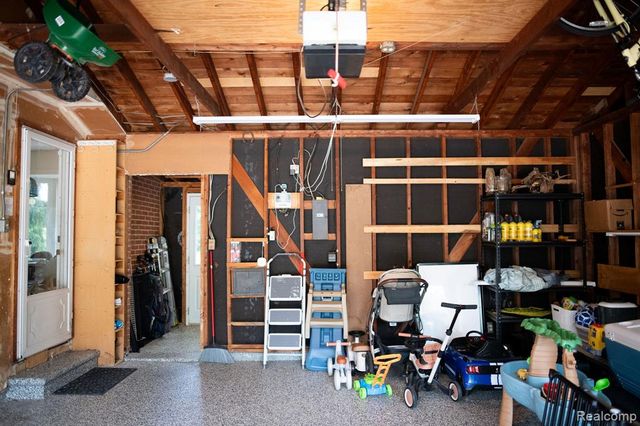 14922 Robinwood Drive, Plymouth, MI 48170