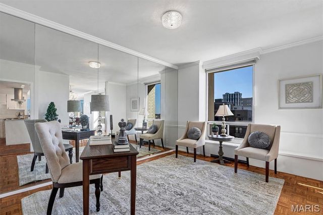 4501 Lindell Boulevard 11A, St Louis, MO 63108