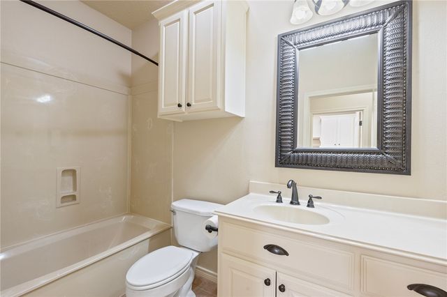 8442 Lauren Drive, College Station, TX 77845