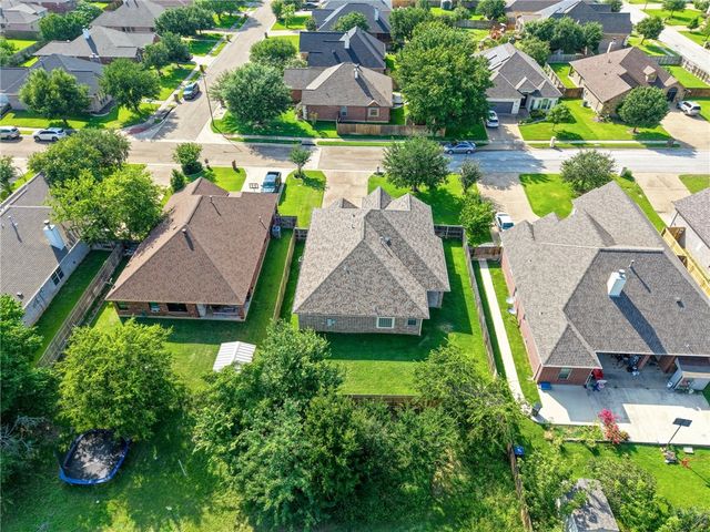 8442 Lauren Drive, College Station, TX 77845