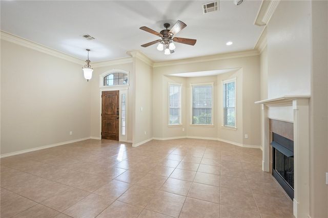 8442 Lauren Drive, College Station, TX 77845