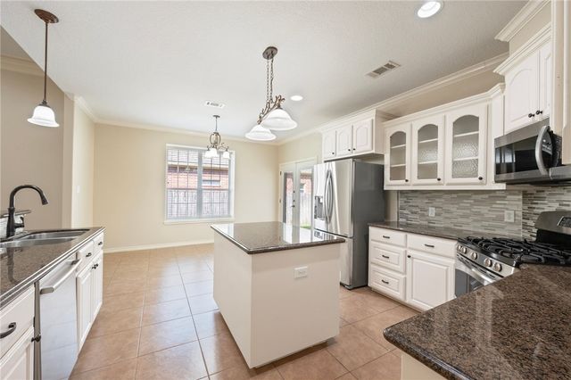 8442 Lauren Drive, College Station, TX 77845