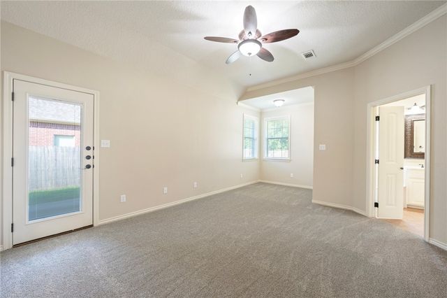 8442 Lauren Drive, College Station, TX 77845