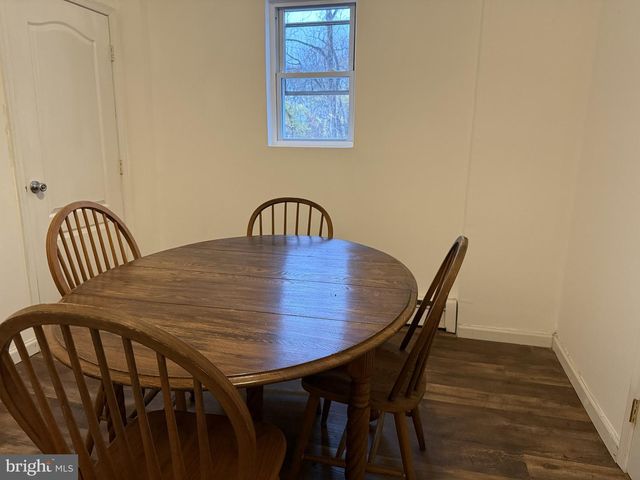 666 E BAY AVE, Barnegat, NJ 08005