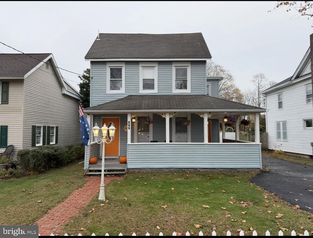 666 E BAY AVE, Barnegat, NJ 08005
