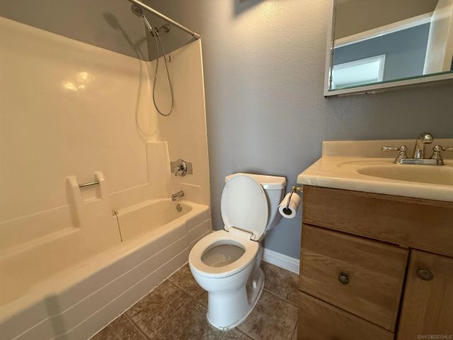 17908 Valladares Dr, San Diego, CA 92127