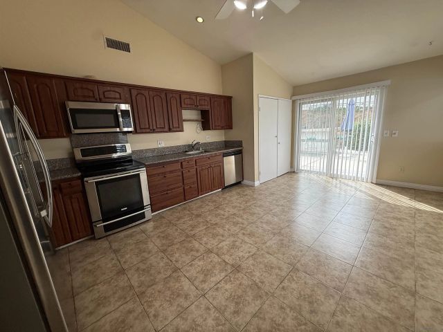 17908 Valladares Dr, San Diego, CA 92127