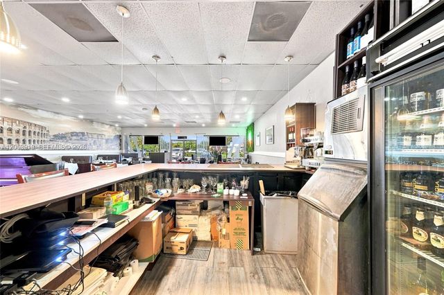 7317 SW 107th Ave, Miami, FL 33173