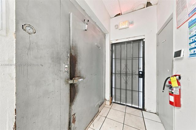 7317 SW 107th Ave, Miami, FL 33173