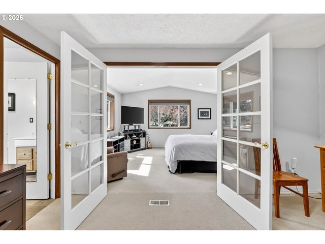 14275 Se HOLLY VIEW Ter, Damascus, OR 97089