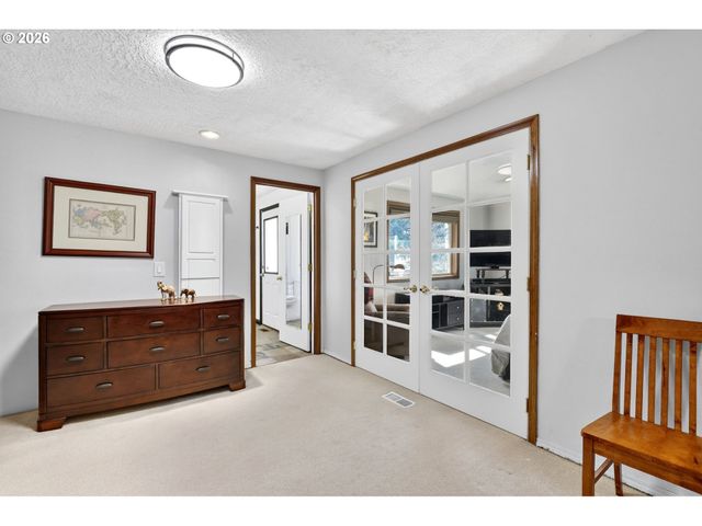 14275 Se HOLLY VIEW Ter, Damascus, OR 97089