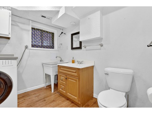 14275 Se HOLLY VIEW Ter, Damascus, OR 97089