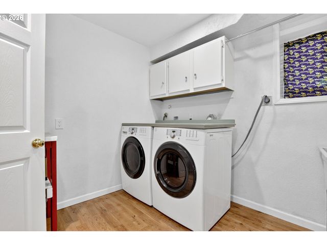 14275 Se HOLLY VIEW Ter, Damascus, OR 97089