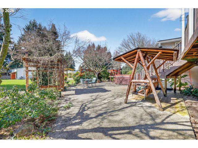 14275 Se HOLLY VIEW Ter, Damascus, OR 97089