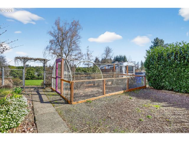 14275 Se HOLLY VIEW Ter, Damascus, OR 97089