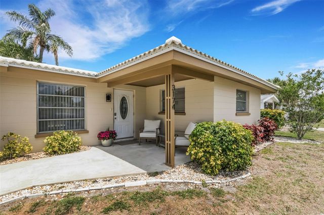 3174 REGATTA CIRCLE, Sarasota, FL 34231