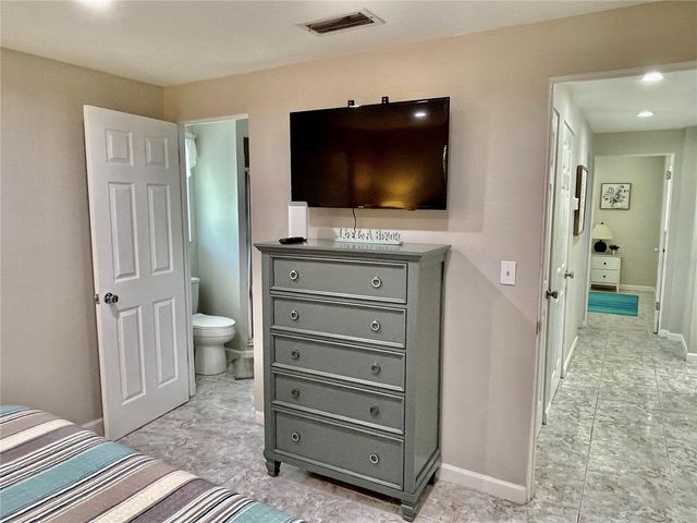 3174 REGATTA CIRCLE, Sarasota, FL 34231