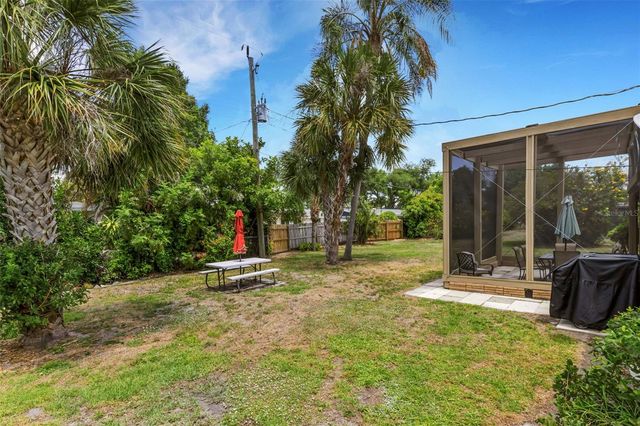 3174 REGATTA CIRCLE, Sarasota, FL 34231