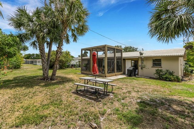 3174 REGATTA CIRCLE, Sarasota, FL 34231