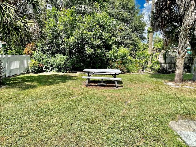 3174 REGATTA CIRCLE, Sarasota, FL 34231