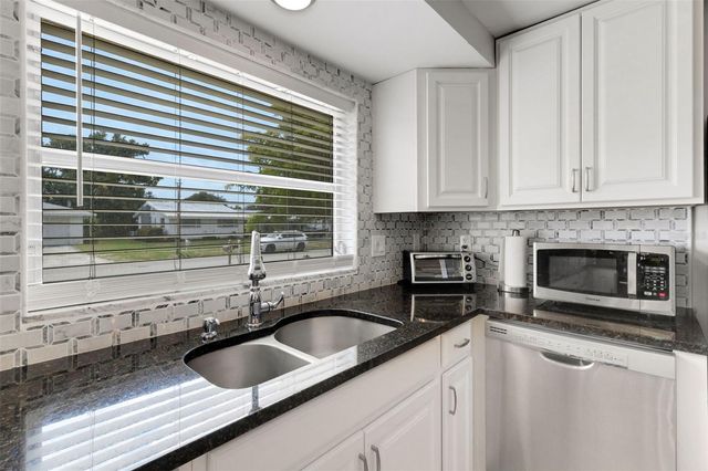 3174 REGATTA CIRCLE, Sarasota, FL 34231