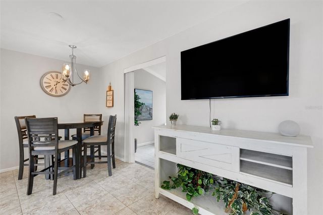 3174 REGATTA CIRCLE, Sarasota, FL 34231