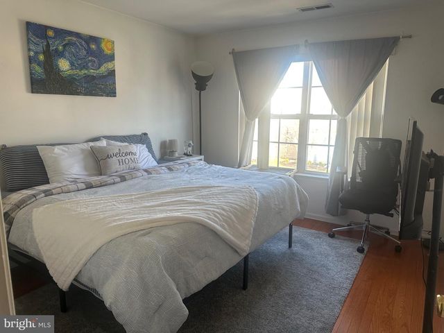 19 ELDRIDGE DR, Robbinsville, NJ 08691