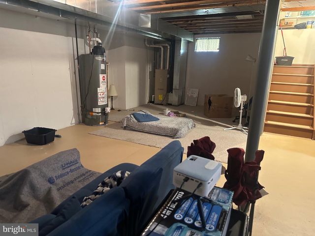 19 ELDRIDGE DR, Robbinsville, NJ 08691