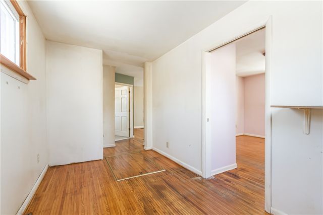 4 Sanford Place, Rochester, NY 14620