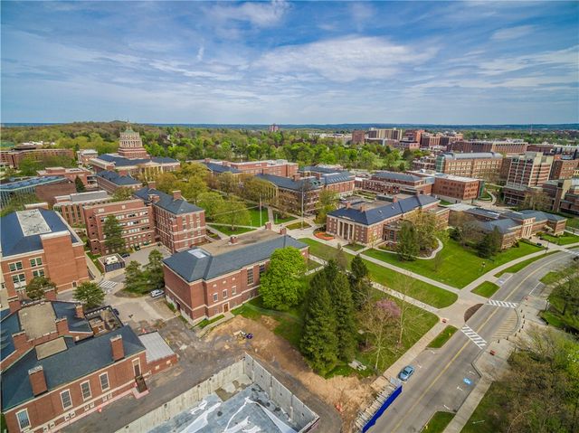 4 Sanford Place, Rochester, NY 14620