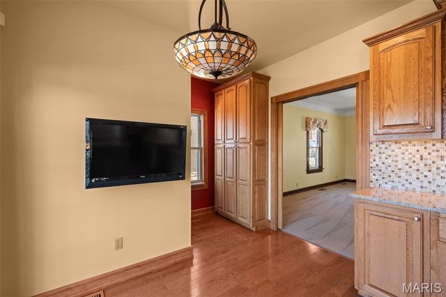 1215 Sunset Avenue, Richmond Heights, MO 63117