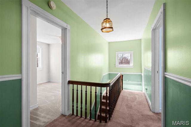 1215 Sunset Avenue, Richmond Heights, MO 63117