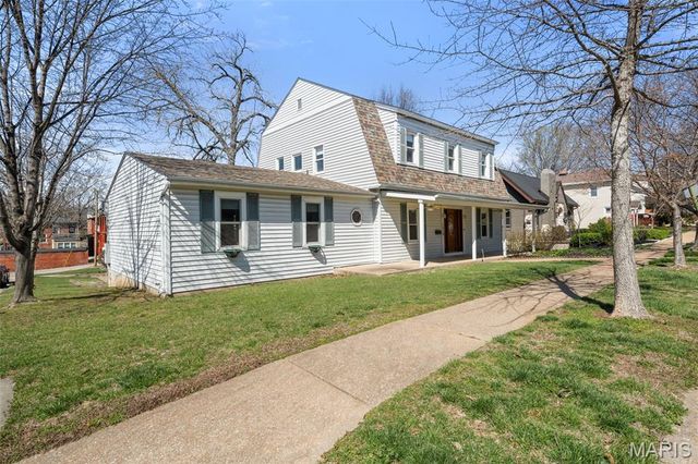 1215 Sunset Avenue, Richmond Heights, MO 63117