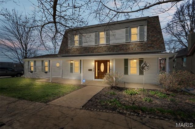 1215 Sunset Avenue, Richmond Heights, MO 63117