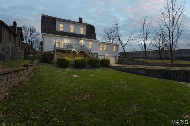 1215 Sunset Avenue, Richmond Heights, MO 63117