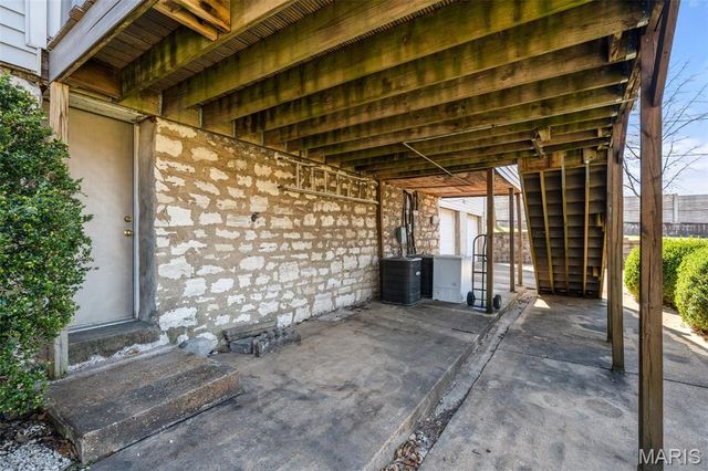 1215 Sunset Avenue, Richmond Heights, MO 63117