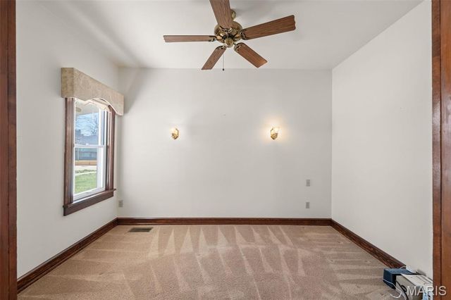 1215 Sunset Avenue, Richmond Heights, MO 63117