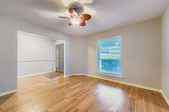 9201 HEATHERWOOD DR, Austin, TX 78748